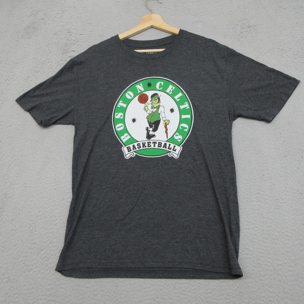 Boston Celtics Lucky Leprechaun Logo Shirt MensM Gray NBA Basketball Tee Blue 84
